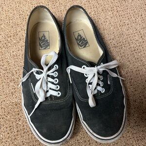 Vans shoes size 11